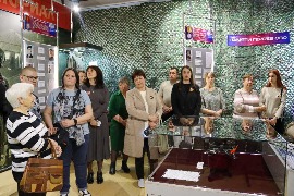 Выставка, посвященная памяти погибших бойцов – участников СВО, открылась в Сузунском краеведческом музее.