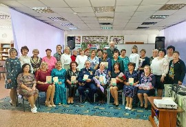 Союз женщин Татарского района принял участие в мероприятии, посвященном презентации второго сборника стихов поэтов Татарского района «Zа утро без войны».