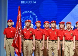 Чествование представителей воинских династий прошло в Союзе женщин Новосибирской области.