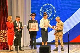 Чествование представителей воинских династий прошло в Союзе женщин Новосибирской области.