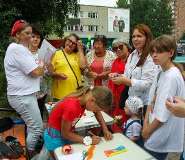  Празднование Дня семьи, любви и верности прошло в г. Обь.  