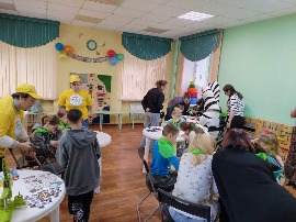 Союз женщин Первомайского района провел семейный фестиваль «Пряник», посвященный Дню защиты детей.