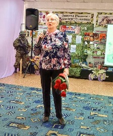 Союз женщин Татарского района принял участие в мероприятии, посвященном презентации второго сборника стихов поэтов Татарского района «Zа утро без войны».