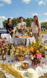 Союз женщин Татарского района принял участие в проведении районного праздника «Хлебное раздолье».