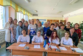 Члены Союза женщин р.п. Кольцово оказали помощь в организации и проведении  акции «Диктант Победы». 


