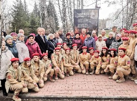 Союз женщин р.п. Кольцово принял участие в проведении митинга,  посвященного 36-летию катастрофы на ЧАЭС.

