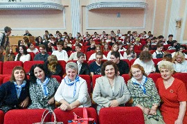 Чествование представителей воинских династий прошло в Союзе женщин Новосибирской области.