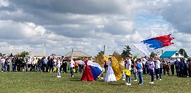 Союз женщин Здвинского района провел спортивный праздник для семей с детьми.    