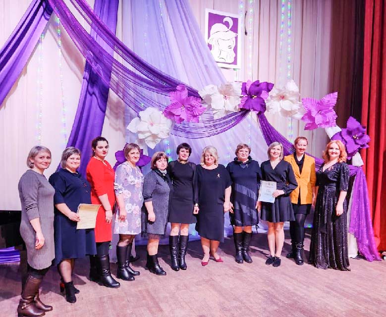 Члены Союза женщин Здвинского района Новосибирской области провели торжественное мероприятие, посвященное празднованию Международного женского дня. 